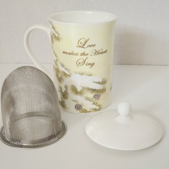 Skye McGhie Cardinals Mug with lid & strainer - Picture 2 of 5